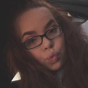 Meet your Posher, Bella